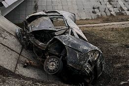 В Городищенском районе «Приора» упала с моста и загорелась, погибли трое