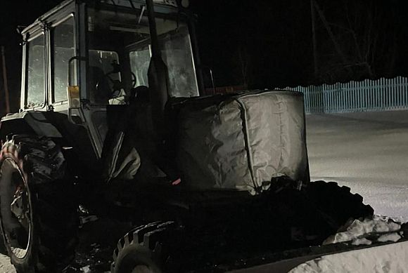 В Малосердобинском районе пассажир выпал из трактора и разбился насмерть