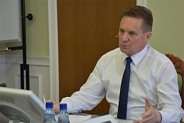 Мэра Пензы возмутило качество нового асфальта на ул. Набережная р. Мойки Мэра Пензы возмутило качество нового асфальта на ул. Набережная р. Мойки