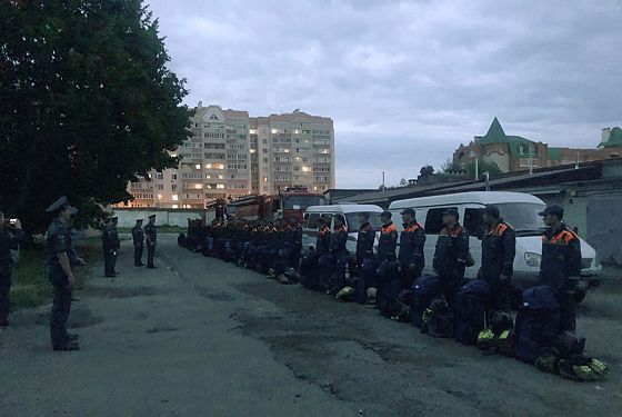 Сотрудники МЧС из Пензы помогут тушить пожары в Нижегородской области