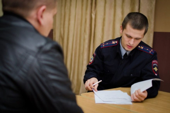 В Колышлее родной брат чуть не позрезал шею сестре из-за замечания