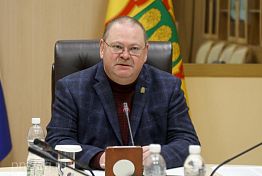 Губернатор указал на необходимость строгого соблюдения сроков возведения жилья Губернатор указал на необходимость строгого соблюдения сроков возведения жилья