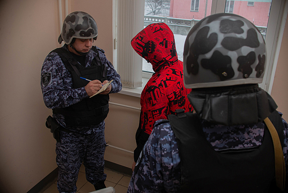 Буйный пензенец избил в праздник свою супругу