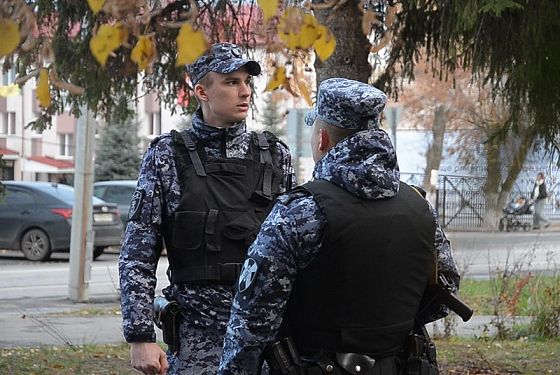 В Пензе росгвардейцы нашли потерявшегося ребёнка