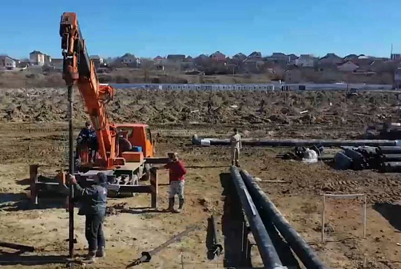 Надёжная основа для вашего дома: Секреты строительства фундамента на винтовых сваях в Пензе