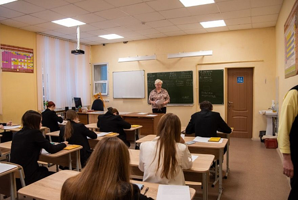 Вернуть уважение к учителю: опыт школьных служб примирения в Пензе