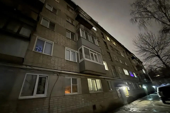 В Пензе упавшая льдина покалечила 43-летнюю женщину