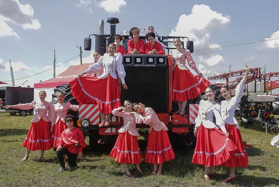 Как прошел День поля в Каменском районе — фото Как прошел День поля в Каменском районе — фото