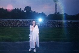 В день рождения Пугачевой пензенцы смотрят ее концерт на стадионе «Труд»