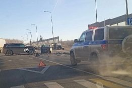 В Мокшане два автомобиля столкнулись лоб в лоб
