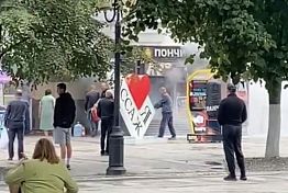 В Пензе на Московской сгорел павильнон с пончиками