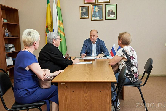 Вадим Супиков организовал прием граждан в депутатской приемной