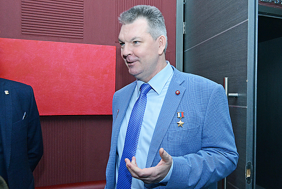  Александр Самокутяев: К звездам полетим обязательно! 