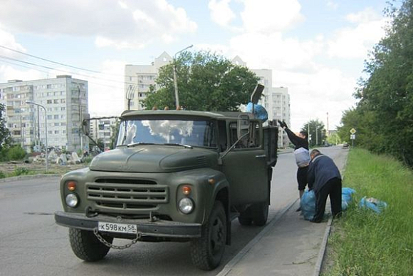 В Пензе от мусора очистили 1800 кв. м улиц