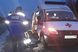 Водители не стали помогать скорой помощи, пробившей колесо под Пензой
