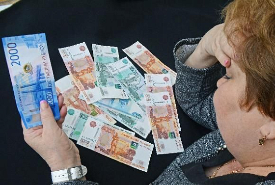 Пензячка хотела сэкономить на покупке авиабилетов и лишилась денег