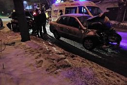 Автомобиль «Яндекс.Такси» попал в ДТП на ул. Пролетарской