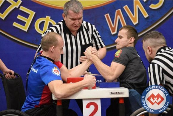 Пензенец стал призером чемпионата России по армрестлингу среди лиц с ПОДА