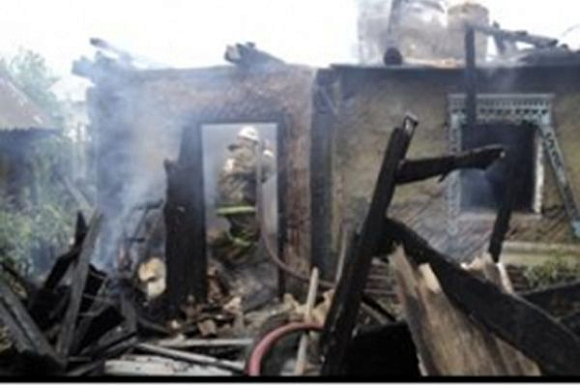 В Пачелмском районе сгорели баня и «ВАЗ»