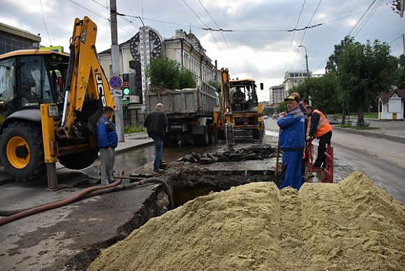 В Пензе в центре города прорвало водопровод