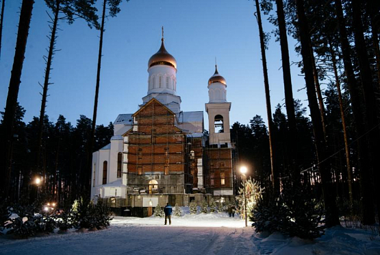 Православные зареченцы встретили Рождество в новом храме