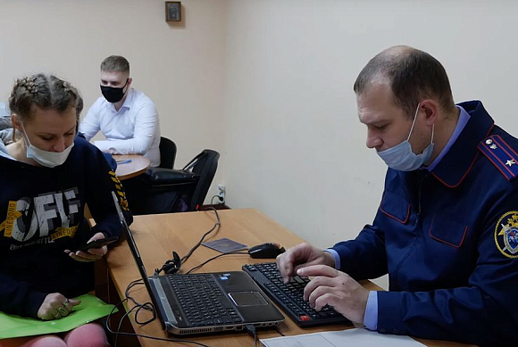 Сотрудники СК России продолжают оказывать поддержку эвакуированным с Донбасса 