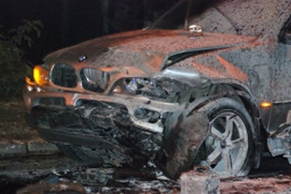 В Сурске при столкновении УАЗа и BMW X5 пострадала 38-летняя женщина
