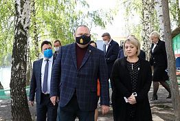 Олег Мельниченко в Золотаревке: ремонт дорог, поддержка бизнеса, зоны отдыха Олег Мельниченко в Золотаревке: ремонт дорог, поддержка бизнеса, зоны отдыха