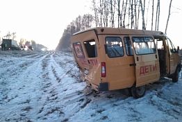 Под Пензой пятеро детей пострадали в ДТП Под Пензой пятеро детей пострадали в ДТП