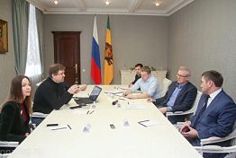 В Пензенской области увеличат производство кленового сиропа В Пензенской области увеличат производство кленового сиропа