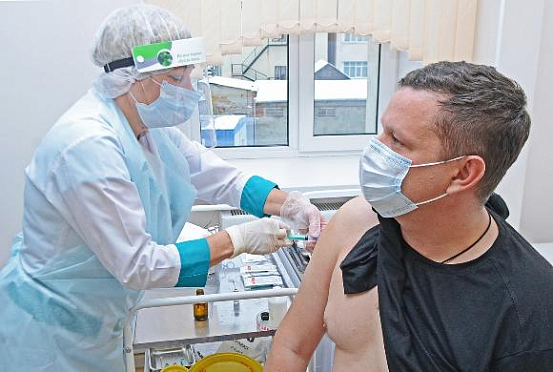 В Пензенскую область привезли два вида вакцины от коронавируса