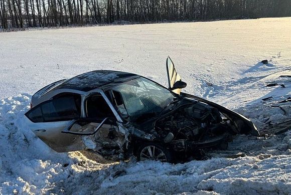 Появились фото с места смертельного ДТП в Сердобском районе
