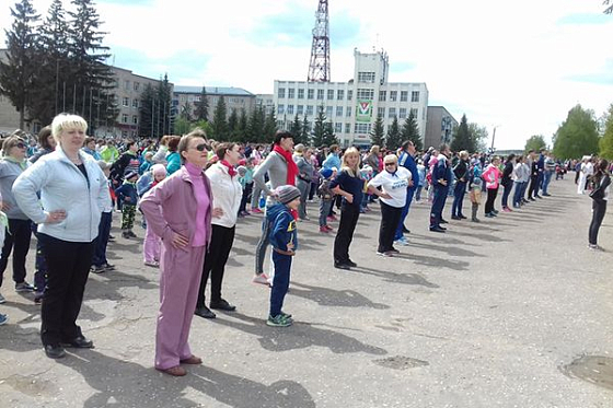 В Никольске на массовую зарядку вышли 5 тысяч человек