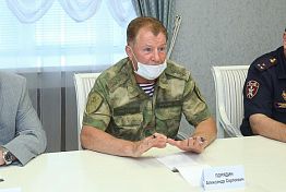 Белозерцев встретился с командующим Приволжским округом войск Росгвардии
