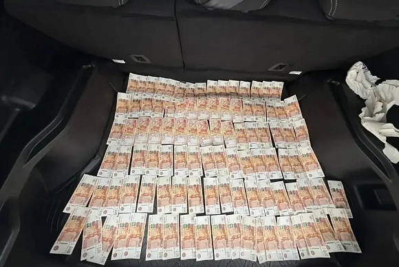 В Пензе мужчина пытался подкупить сотрудника ФСБ за полмиллиона