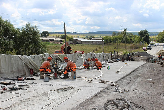 В Пензенском районе продолжается ремонт моста через реку Ардым