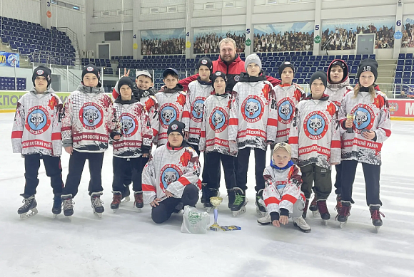 Пензенская команда «Волки» вошла в топ‑4 «Золотой шайбы»