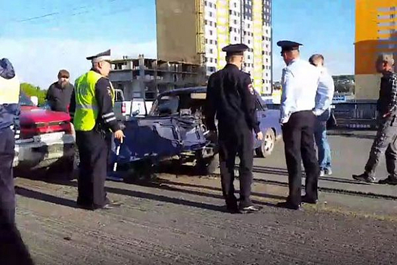 В Пензе на пр. Победы жестко столкнулись три автомобиля