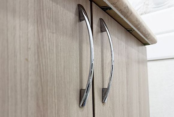 Никольчанин получил кухонный гарнитур с дефектами и обратился в суд