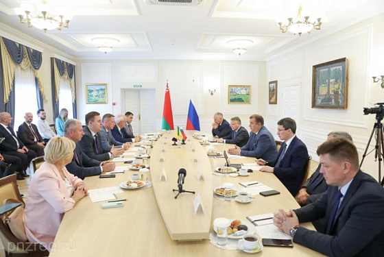 Вице-губернатор Сергей Федотов провел рабочую встречу с делегацией из Беларуси