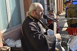 Выставка «Православная станица»: концерт священника, греческие иконы и биодобавки на основе лекарственных трав Выставка «Православная станица»: концерт священника, греческие иконы и биодобавки на основе лекарственных трав