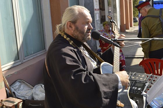 Выставка «Православная станица»: концерт священника, греческие иконы и биодобавки на основе лекарственных трав