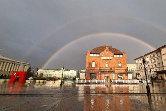 Над Пензой раскинулась двойная радуга