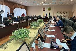 Депутатам Пензенской гордумы объяснили, почему пустуют квартиры по соцнайму Депутатам Пензенской гордумы объяснили, почему пустуют квартиры по соцнайму