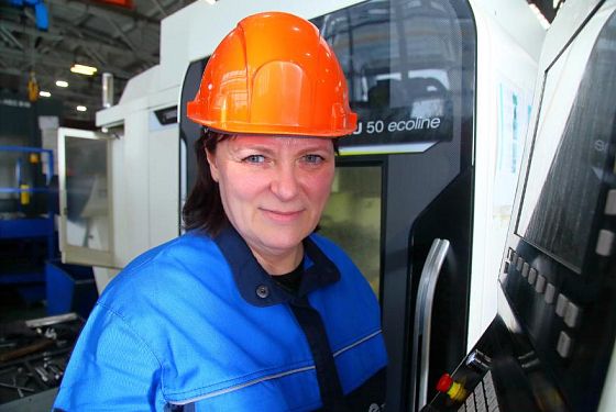 Железная леди: пензячка освоила мужскую профессию и стала первоклассным токарем