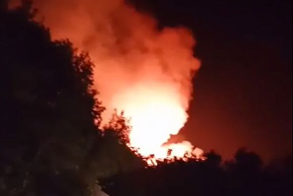 Появилось видео горящей чемодановской свалки