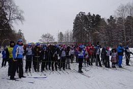 В Заречном на лыжи встали более 2500 человек