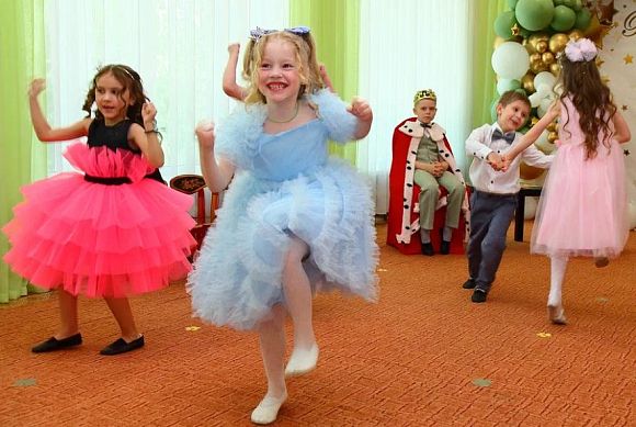 Бал родительских амбиций: сколько стоит выпускной в Пензе