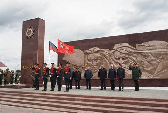 В Шемышейке открыли мемориал землякам, погибшим на фронтах Великой Отечественной войны