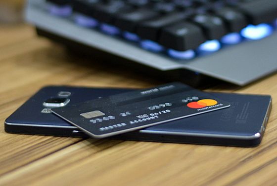 Как снять деньги с кредитной карты, если карта на блокировке?